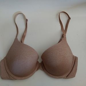 Victoria's Secret padded perfect coverage bra
